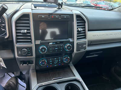 2020 Ford F250 Crew Cab, $48000. Photo 12
