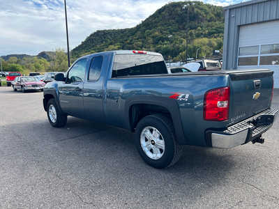 2013 Chevrolet 1500 Ext Cab, $7998. Photo 2