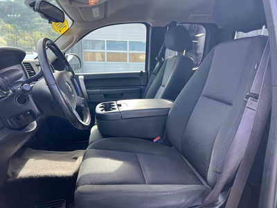 2013 Chevrolet 1500 Ext Cab, $7998. Photo 7