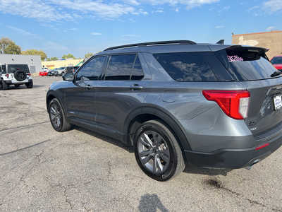 2023 Ford Explorer, $36500. Photo 4