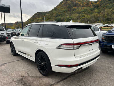 2024 Lincoln Aviator, $56500. Photo 4