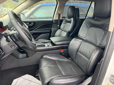 2024 Lincoln Aviator, $56500. Photo 5