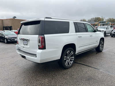 2020 GMC Yukon XL, $38995. Photo 3