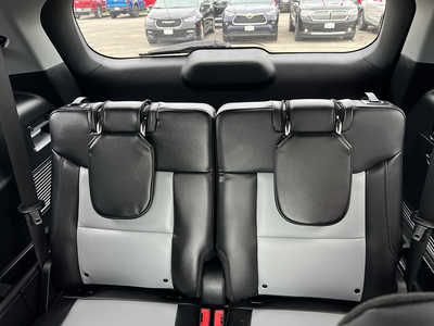 2022 Ford Explorer, $34500. Photo 7