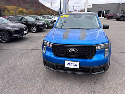 2025 Ford Maverick, $36930. Photo 4