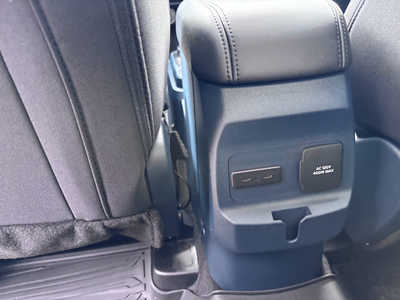 2025 Ford Maverick, $36930. Photo 9