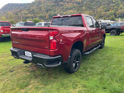 2022 Chevrolet 1500 Crew Cab, $46500. Photo 4