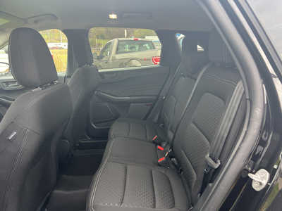 2025 Ford Escape, $28683. Photo 7