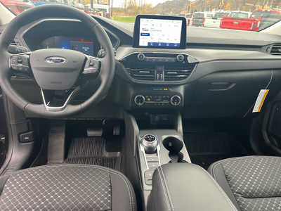 2025 Ford Escape, $28683. Photo 8