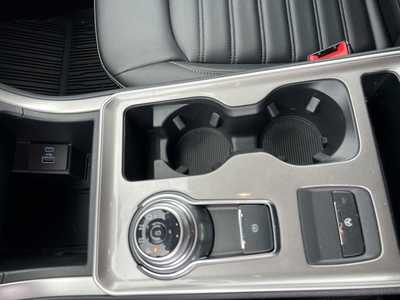 2024 Ford Edge, $34995. Photo 11