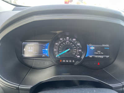 2022 Ford Edge, $31467. Photo 11