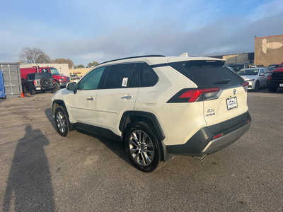 2022 Toyota RAV4, $31000. Photo 4
