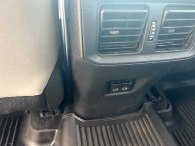 2022 Toyota RAV4, $31000. Photo 7