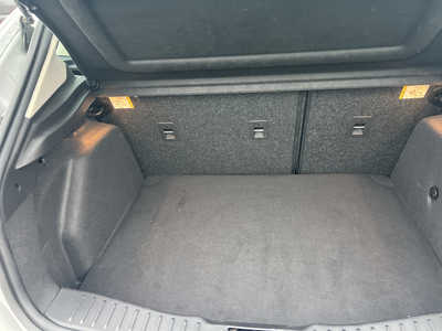 2015 Ford Focus, $9500. Photo 5