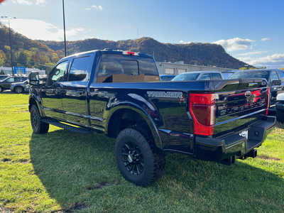 2022 Ford F250 Crew Cab, $70000. Photo 4
