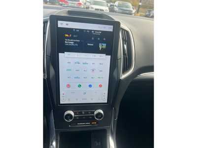 2022 Ford Edge, $28500. Photo 11