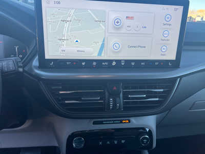 2024 Ford Escape, $25998. Photo 9