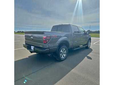 2013 Ford F150 Crew Cab, $13000. Photo 3