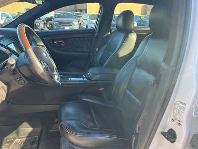 2018 Ford Taurus, $19750. Photo 6