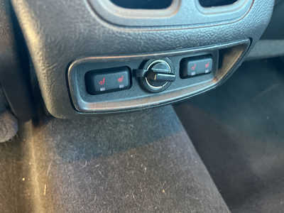 2018 Ford Taurus, $19750. Photo 8