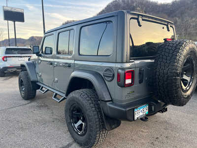 2021 Jeep Wrangler Unlimited, $34000. Photo 4