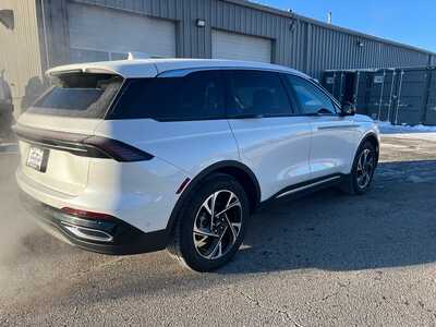 2024 Lincoln Nautilus, $46495. Photo 2