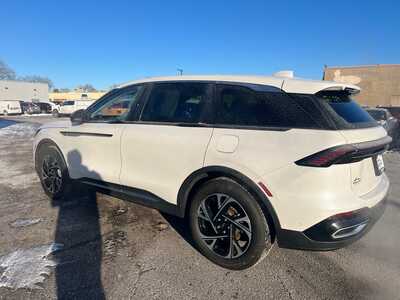 2024 Lincoln Nautilus, $46495. Photo 3