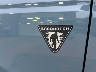 2022 Ford Bronco, $37295. Photo 7