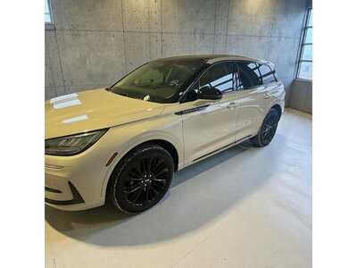 2024 Lincoln Corsair, $35495. Photo 4