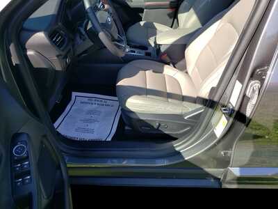2024 Ford Escape, $24000. Photo 6