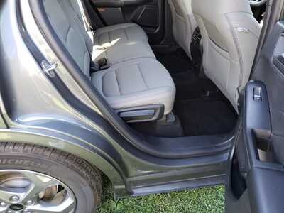 2024 Ford Escape, $24000. Photo 8