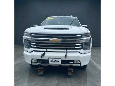 2023 Chevrolet 3500 Crew Cab, $67000. Photo 4