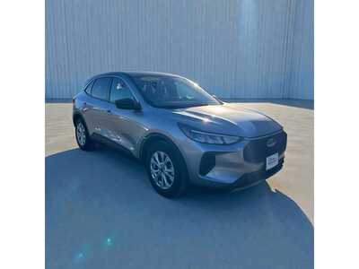 2023 Ford Escape, $20695. Photo 3