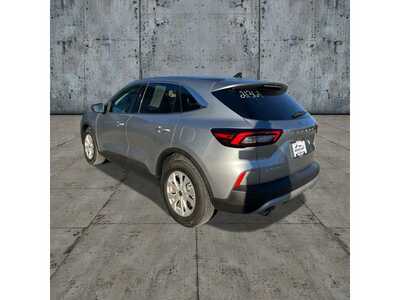 2023 Ford Escape, $20695. Photo 4