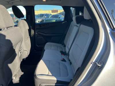 2023 Ford Escape, $20695. Photo 6