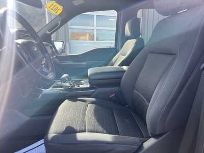 2021 Ford F150 Crew Cab, $33000. Photo 8
