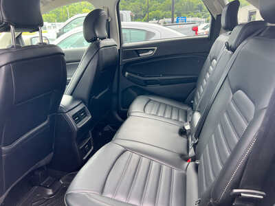 2017 Ford Edge, $14995. Photo 6