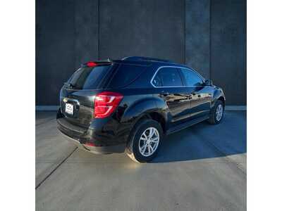 2017 Chevrolet Equinox, $10995. Photo 3