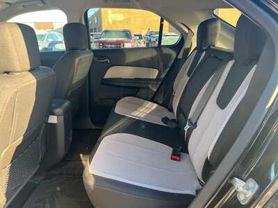 2017 Chevrolet Equinox, $10995. Photo 6