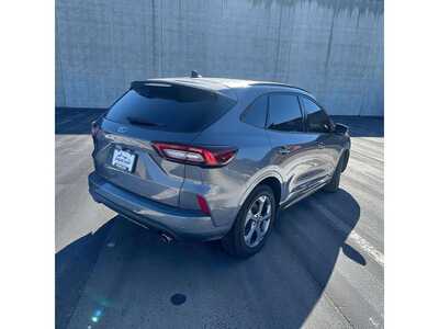 2024 Ford Escape, $21795. Photo 3