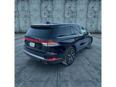2025 Lincoln Aviator, $61995. Photo 4