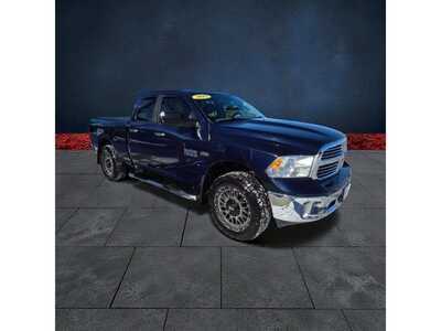 2015 RAM 1500 Crew Cab, $14500. Photo 2