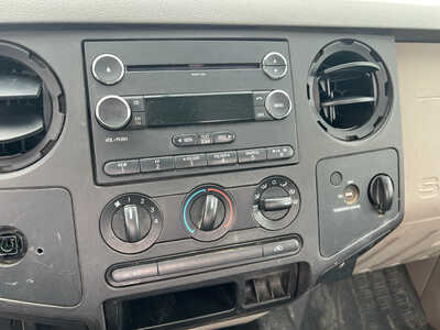 2010 Ford F250 Reg Cab, $7000. Photo 10