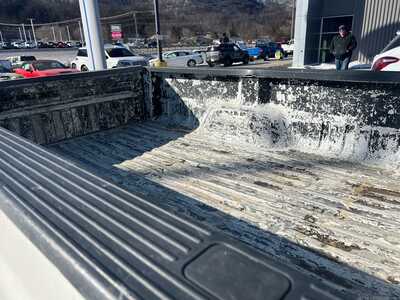 2010 Ford F250 Reg Cab, $9000. Photo 5