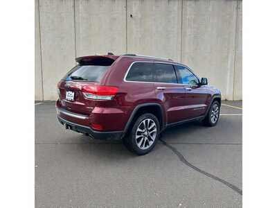 2018 Jeep Grand Cherokee, $12000. Photo 3