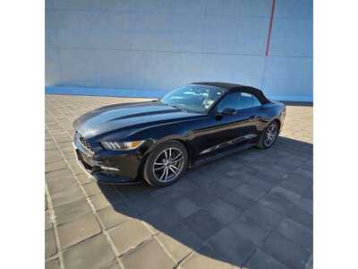 2017 Ford Mustang, $17995. Photo 4
