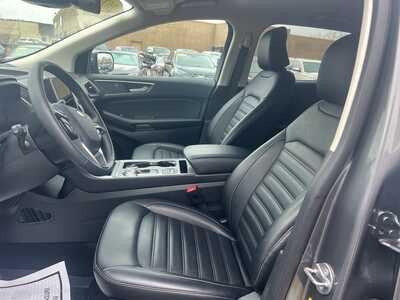 2024 Ford Edge, $28995. Photo 5