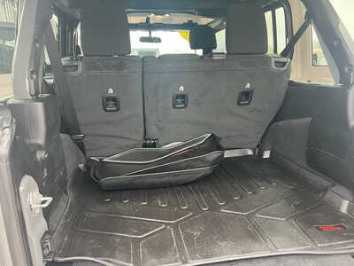 2021 Jeep Wrangler Unlimited, $32495. Photo 10