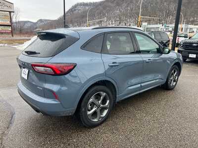 2024 Ford Escape, $22995. Photo 3