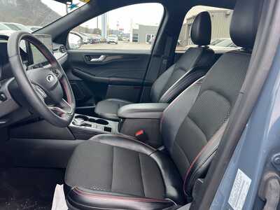 2024 Ford Escape, $22995. Photo 5